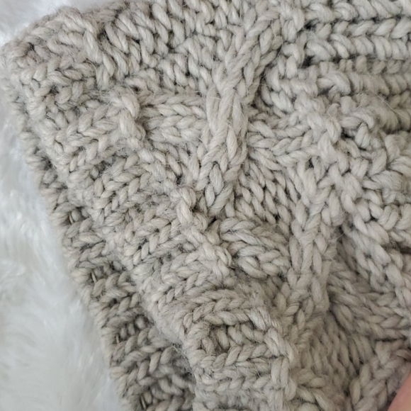 COPY - Cintelli E Galluzzo Wool Beanie - Picture 4 of 6